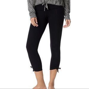 Sweaty Betty Vinyasa Yoga Capris